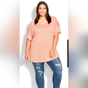 Avenue Cut Out Crochet Trim Top NWT sz 22/24